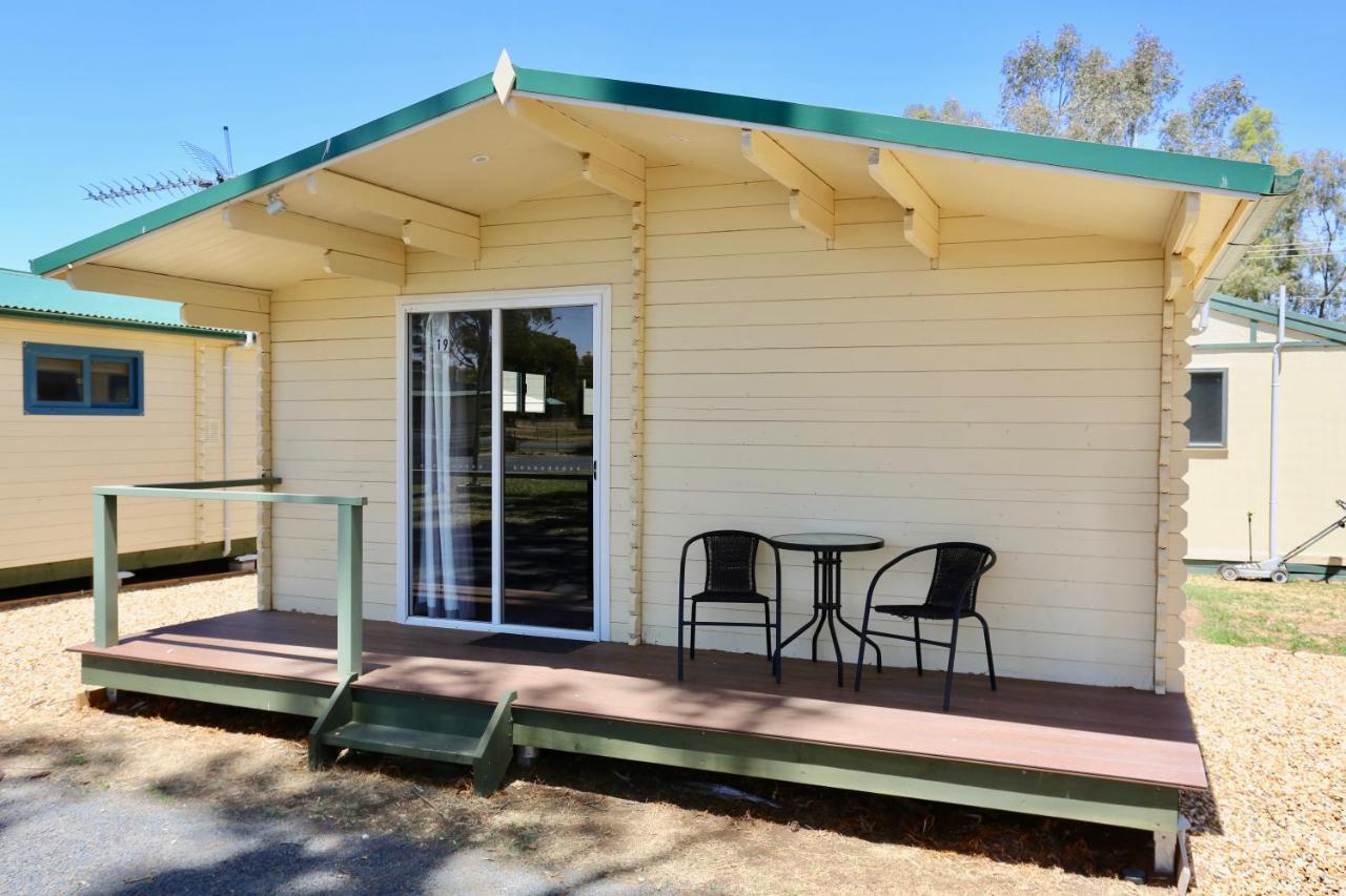 Junee Tourist Park Habitación foto
